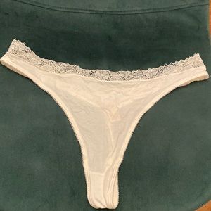 Eres white cotton thong with lace trim - new but tag fell off